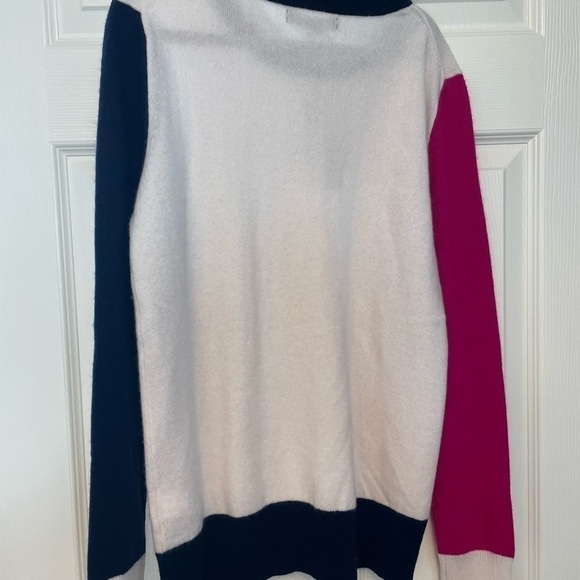 New - Cashmere sweater from Banana Republic - Picture 4 of 5